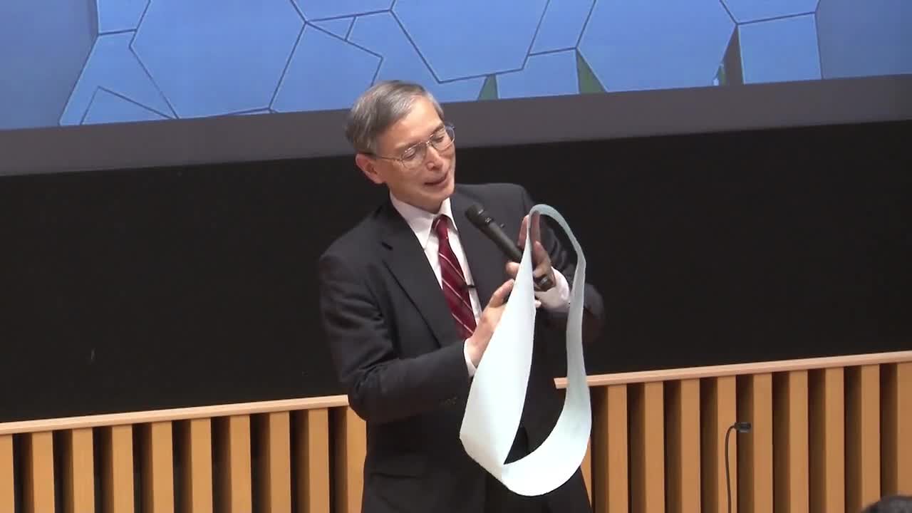 空間を埋め尽くす多面体